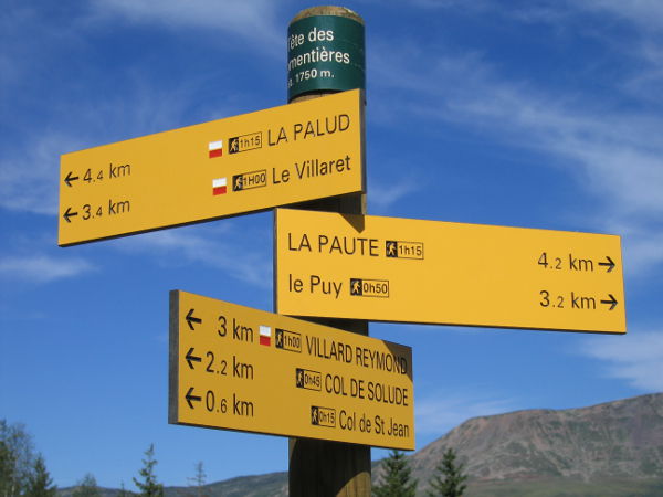 Paths' signage